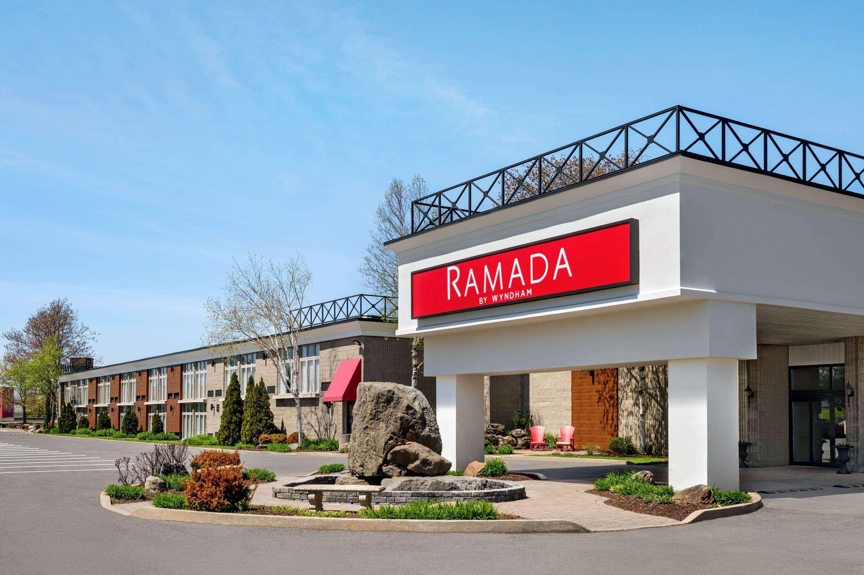 Ramada By Wyndham Cornwall Hotel Exterior photo